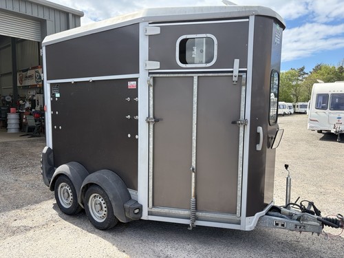 Ifor williams horse trailer - williams,