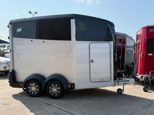 New ifor williams hbx511 - ifor, horse