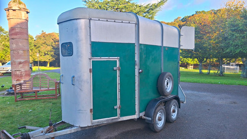 Ifor williams twin axle - ifor,