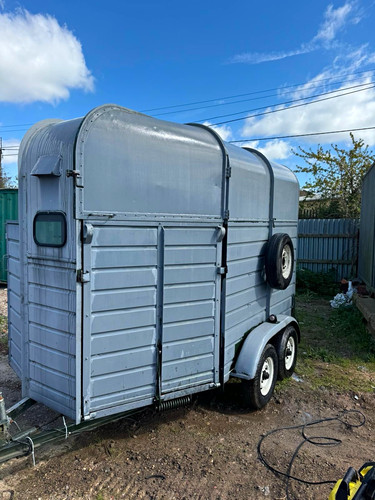 Ifor williams axle - ifor, 2-stall