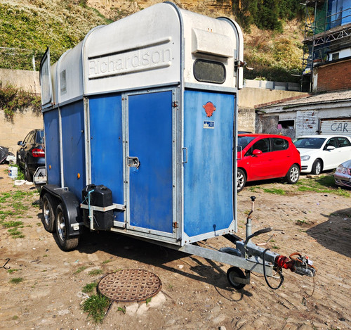 Richardson horse trailer - richardson, 2
